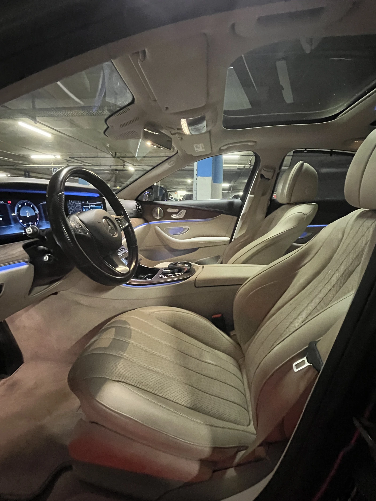 Mercedes-Benz E 220 AMG* DIG* BUR* PANO* AIR* NAV* , снимка 7 - Автомобили и джипове - 53924210