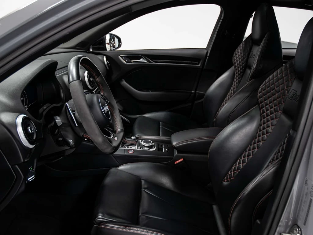 Audi Rs3 * quattro * CARFAX * БЕЗ ПЪРВОНАЧАЛНА ВНОСКА - изображение 10