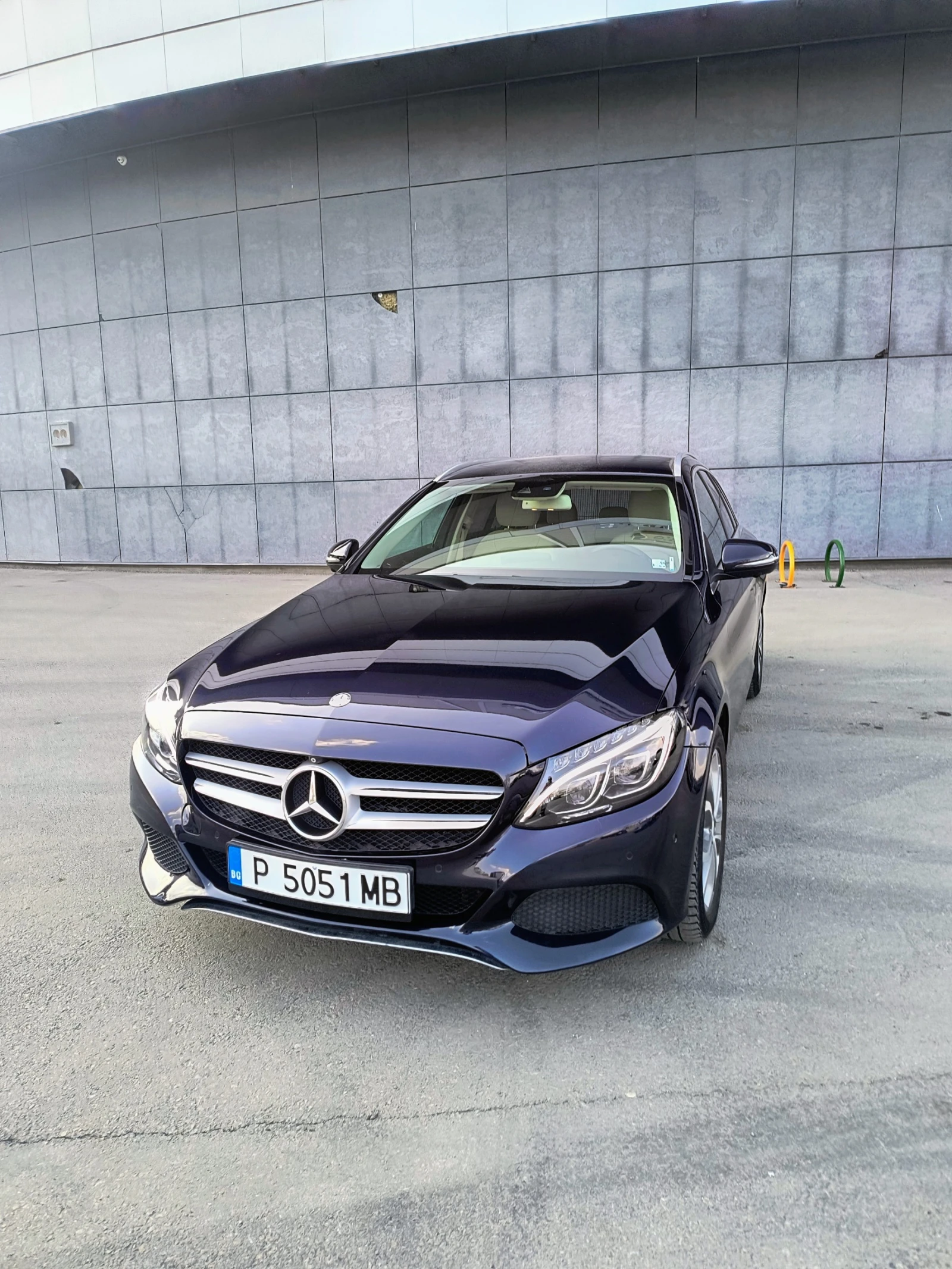 Mercedes-Benz C 350 Премиум Изпълнение Full Led