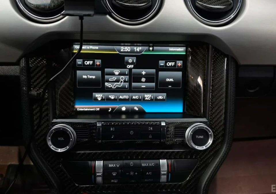 Ford Mustang GT Coupe* RECARO* CARBON* NAVI* KEYLESS* , снимка 12 - Автомобили и джипове - 53787211