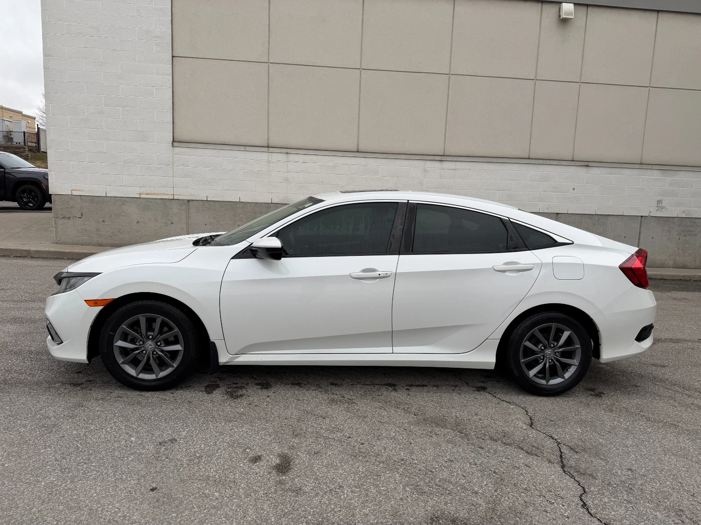 Honda Civic EX * * CARFAX * * АВТО КРЕДИТ * * , снимка 3 - Автомобили и джипове - 53929852