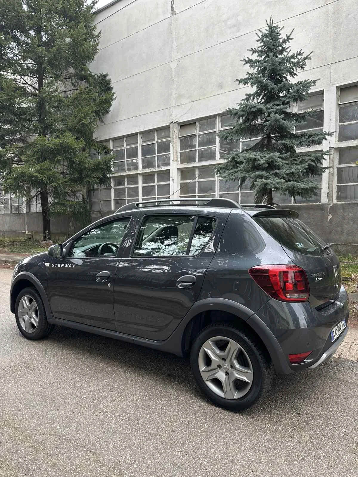 Dacia Dokker 1.5dCi * STEPWAY, снимка 4 - Автомобили и джипове - 53937230