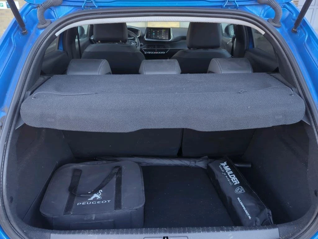 Peugeot 208 е-208 Allure Pack, снимка 8 - Автомобили и джипове - 54137891