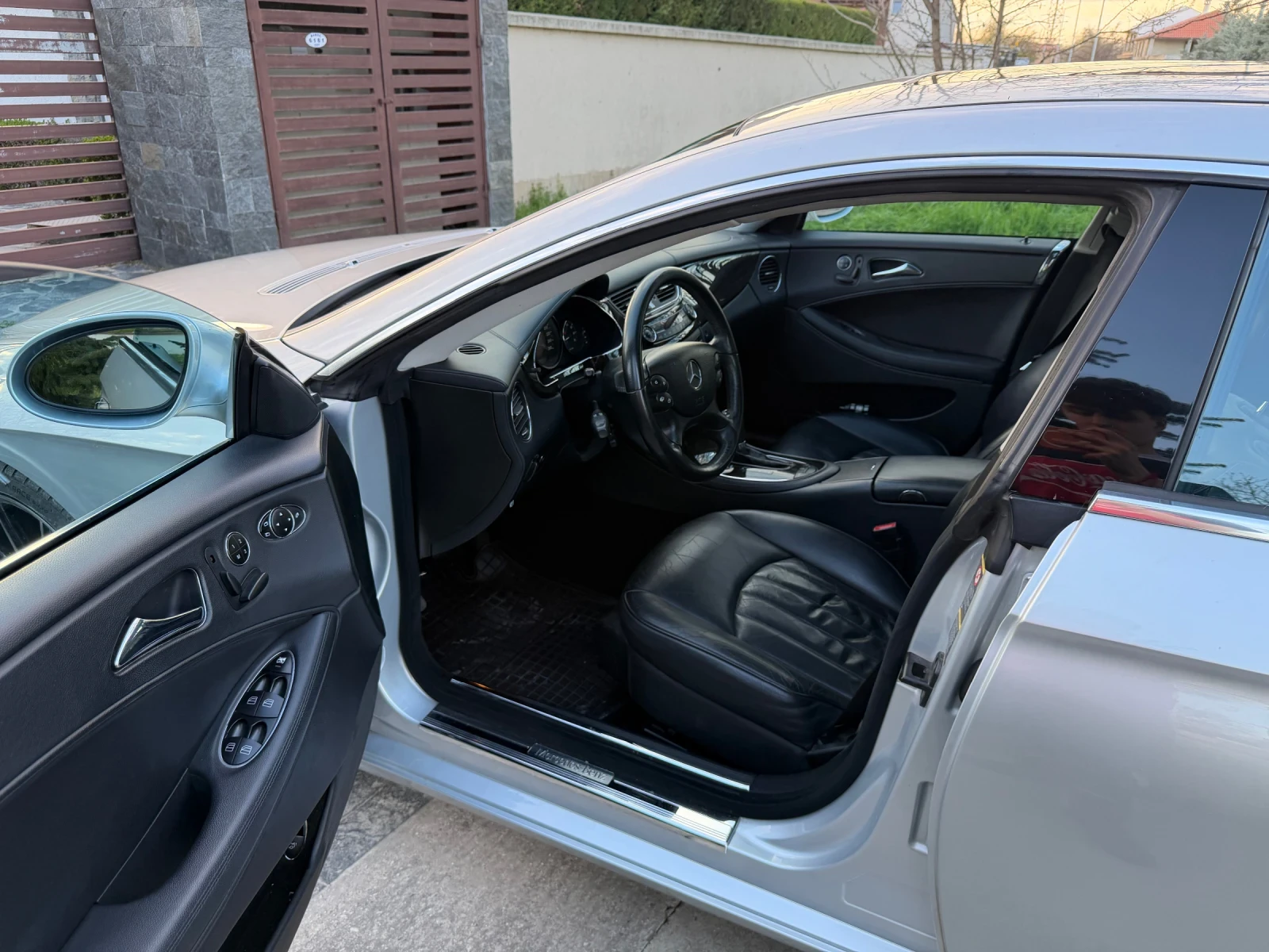 Mercedes-Benz CLS 500 AMG packet , снимка 10 - Автомобили и джипове - 54152943