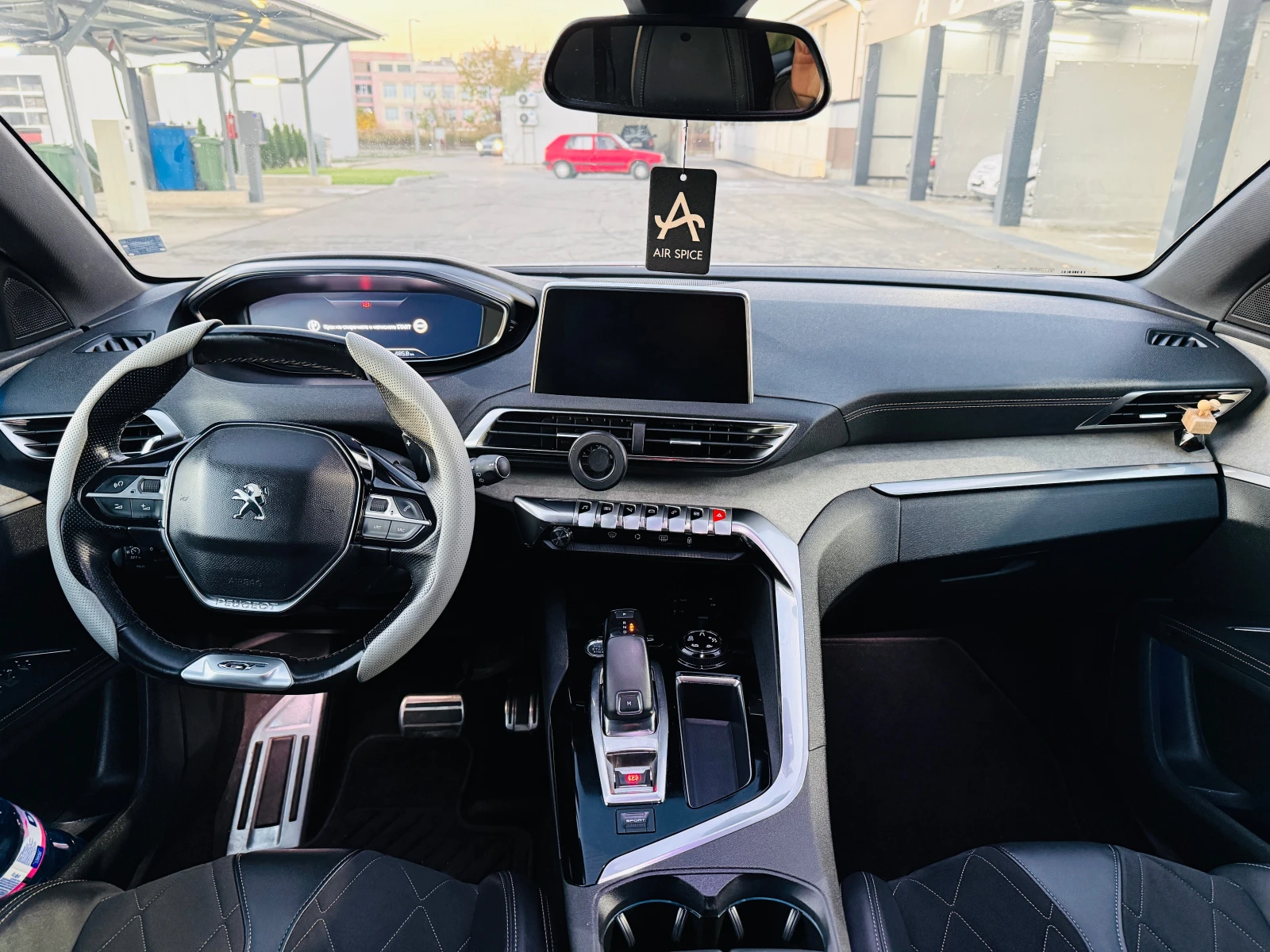 Peugeot 5008 EAT8 GT   Топ състояние, Обслужен!, снимка 7 - Автомобили и джипове - 54376917