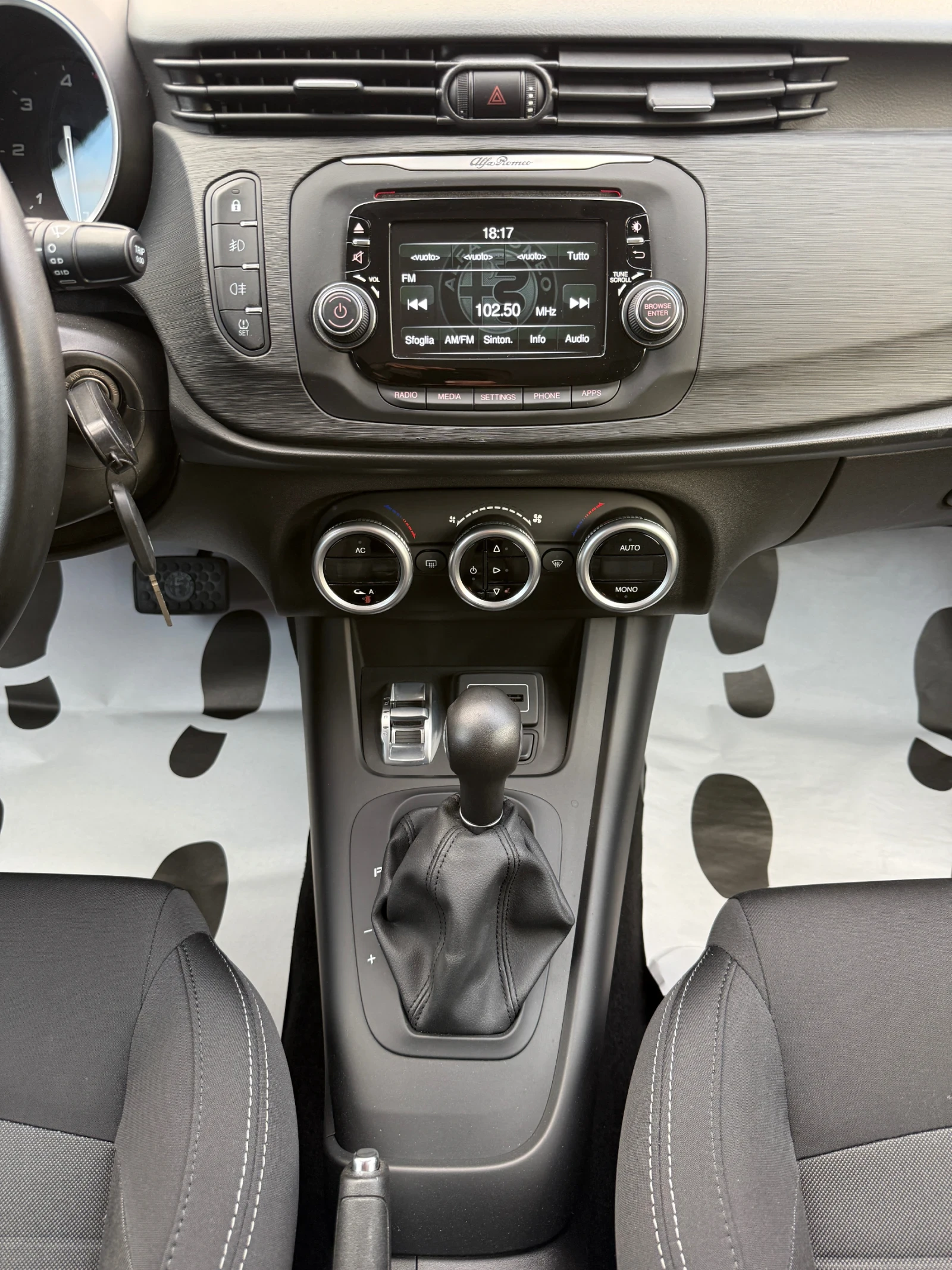 Alfa Romeo Giulietta 1.6 JTD NAVI CAMERA | Mobile.bg � ����������� 16