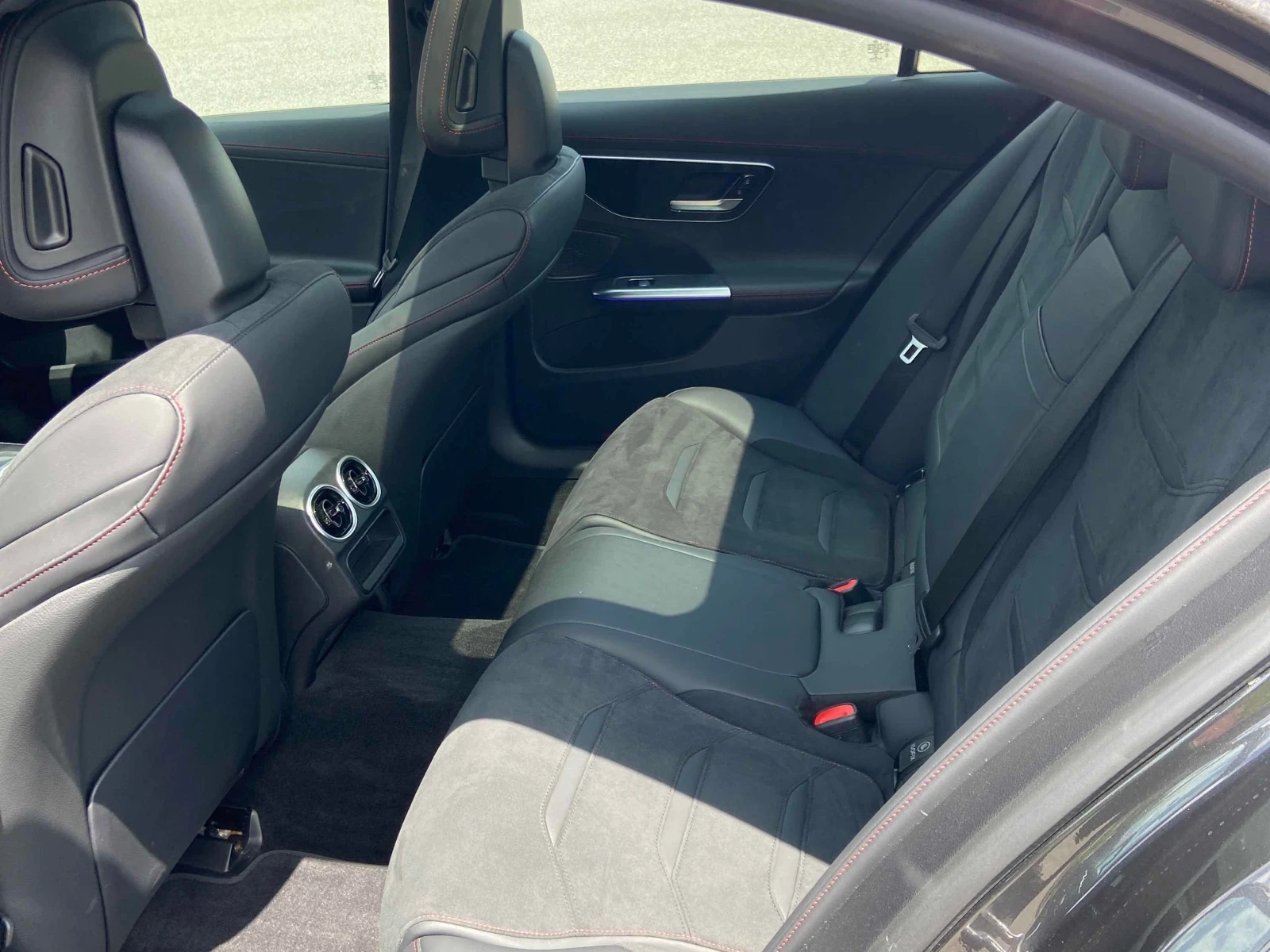 Mercedes-Benz C 43 AMG * * CARFAX * * АВТО КРЕДИТ * * , снимка 12 - Автомобили и джипове - 54887562
