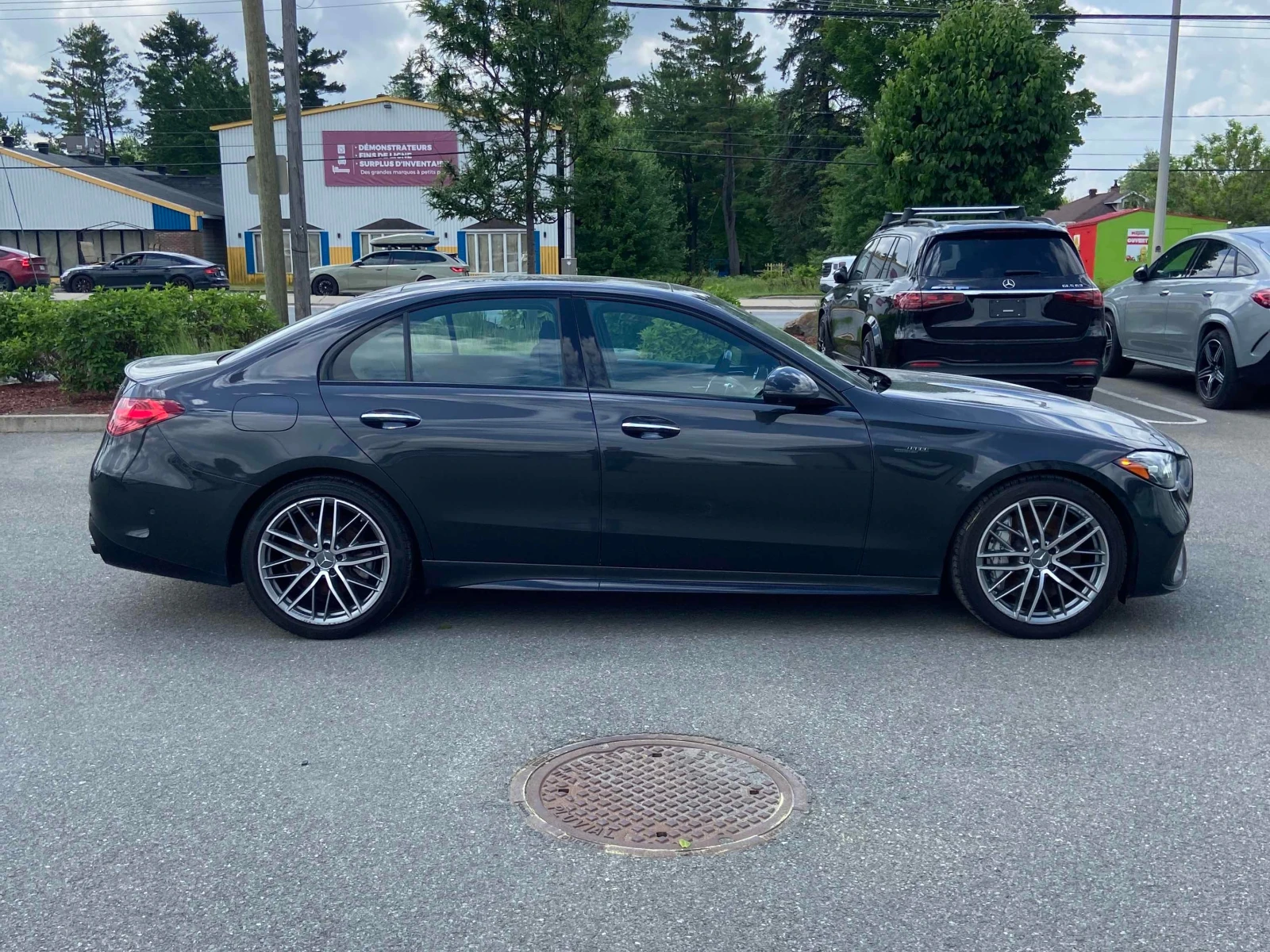 Mercedes-Benz C 43 AMG * * CARFAX * * АВТО КРЕДИТ * * , снимка 3 - Автомобили и джипове - 54887562