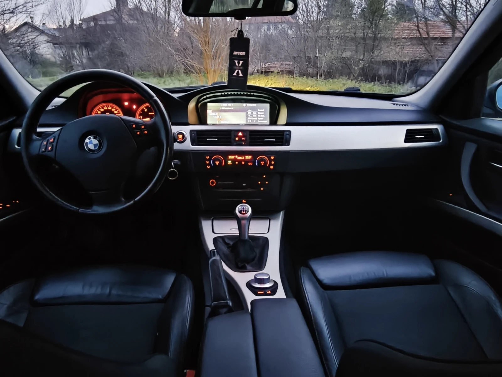 BMW 330 M57 Xdrive, снимка 7 - Автомобили и джипове - 55242352