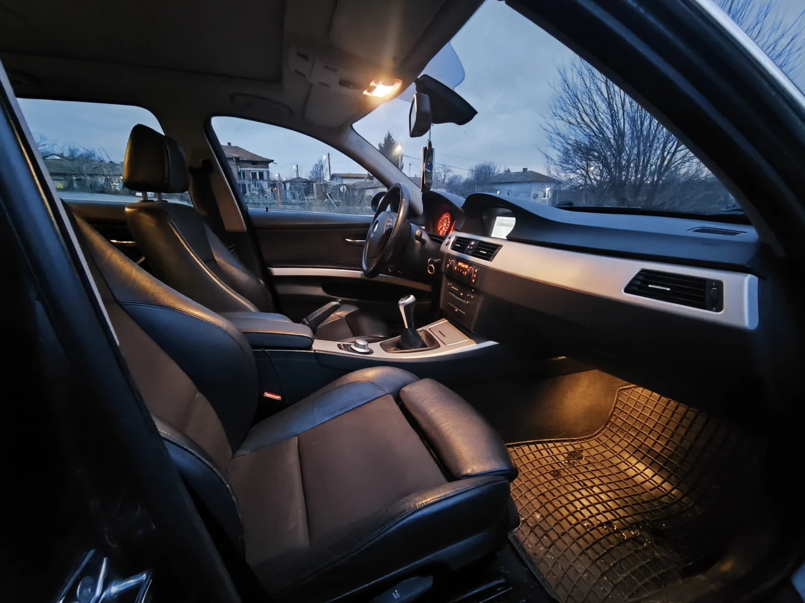 BMW 330 M57 Xdrive, снимка 9 - Автомобили и джипове - 55242352