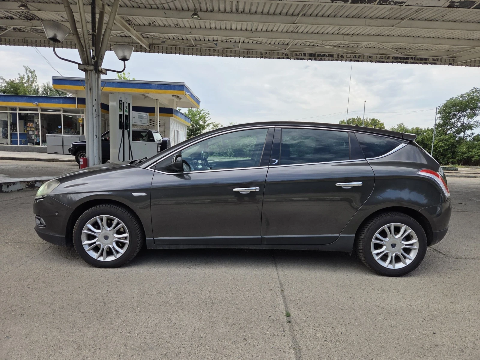 Lancia Delta 2, 0 tdi 120 hp, снимка 9 - Автомобили и джипове - 55248663