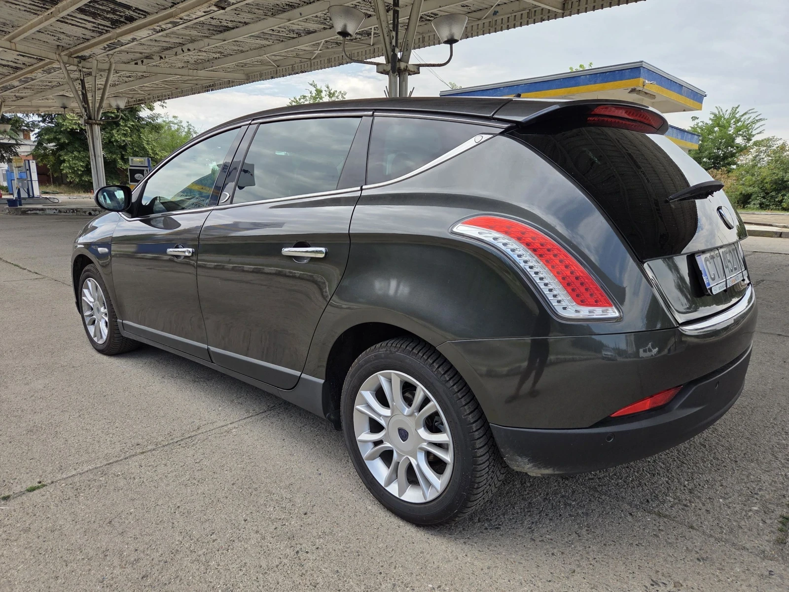 Lancia Delta 2, 0 tdi 120 hp, снимка 8 - Автомобили и джипове - 55248663