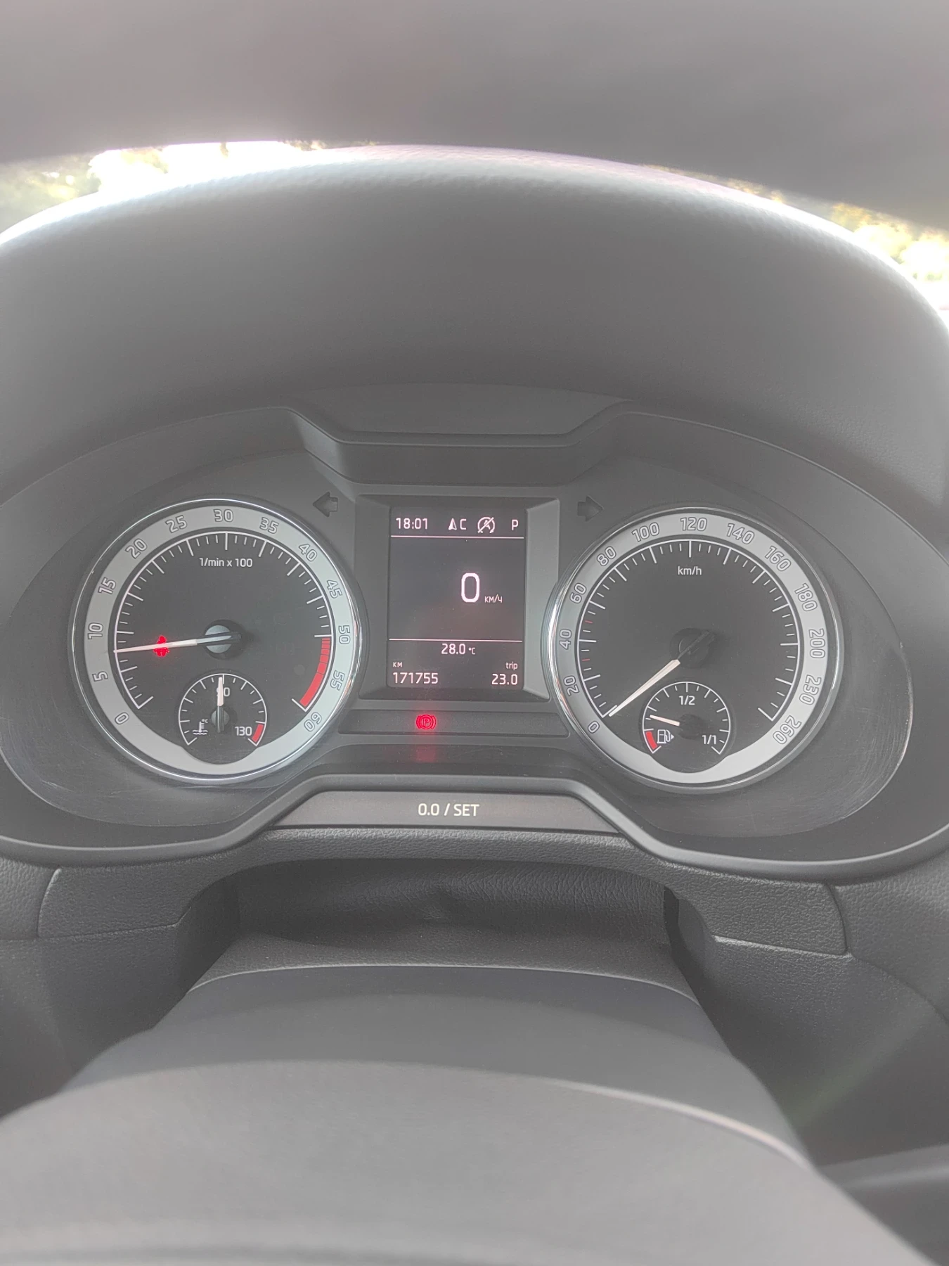 Skoda Octavia 1.6, снимка 11 - Автомобили и джипове - 55374832