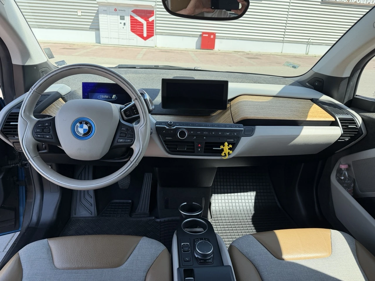 BMW i3, снимка 7 - Автомобили и джипове - 55428209