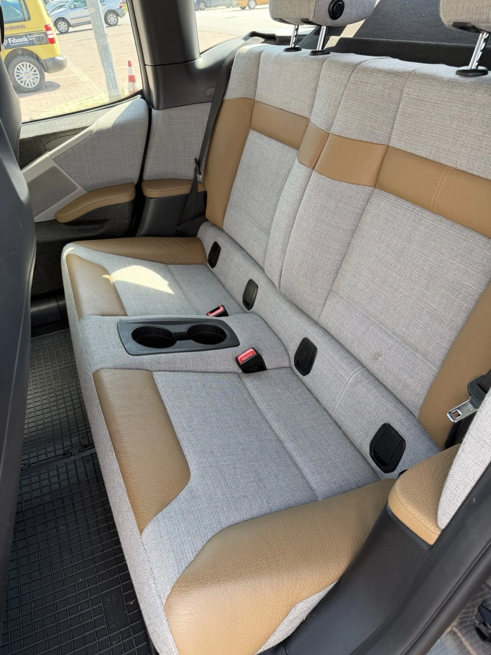 BMW i3, снимка 14 - Автомобили и джипове - 55428209