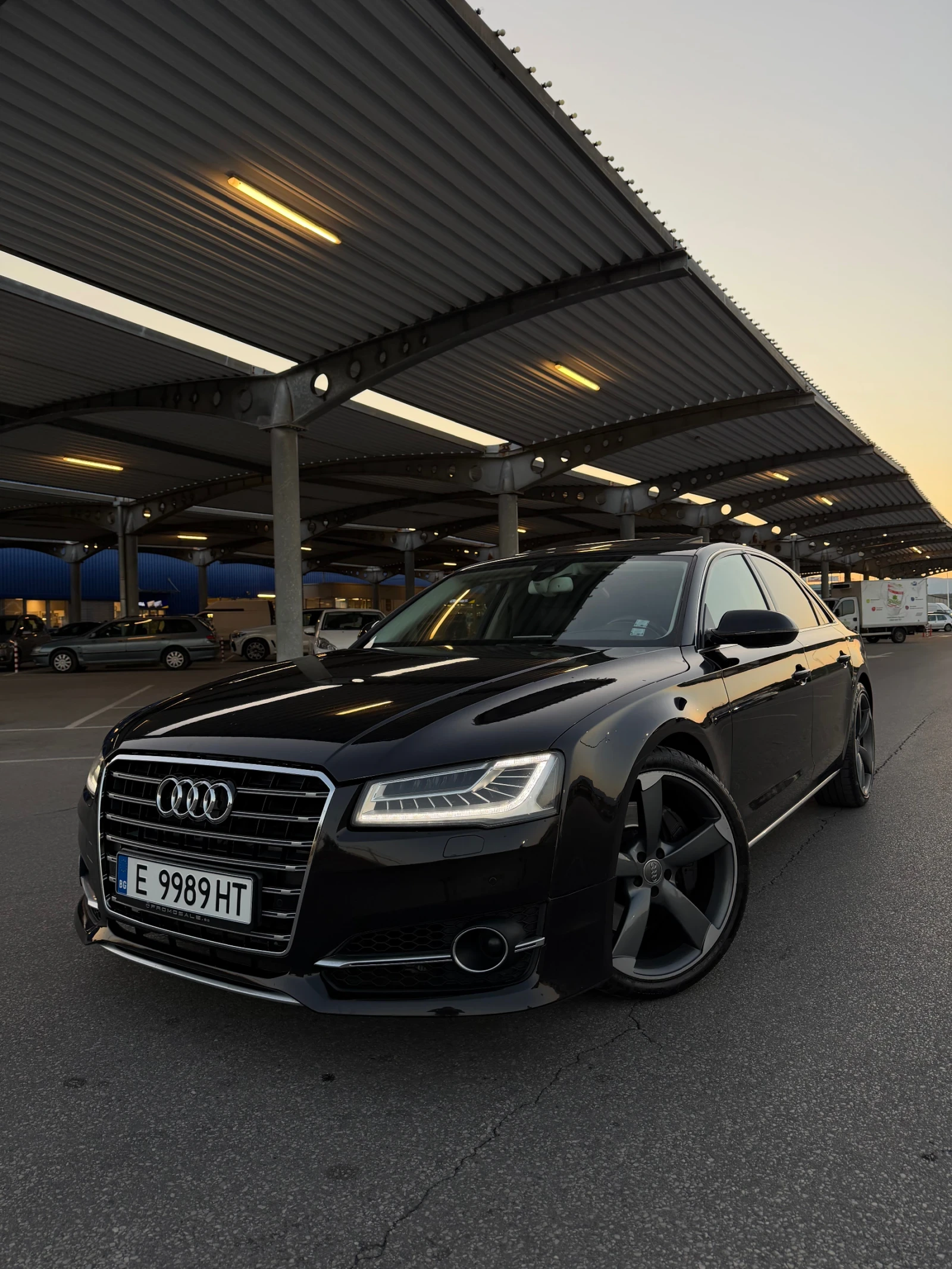 Audi A8 S8 4.0 MATRIX FULL, снимка 2 - Автомобили и джипове - 55528646