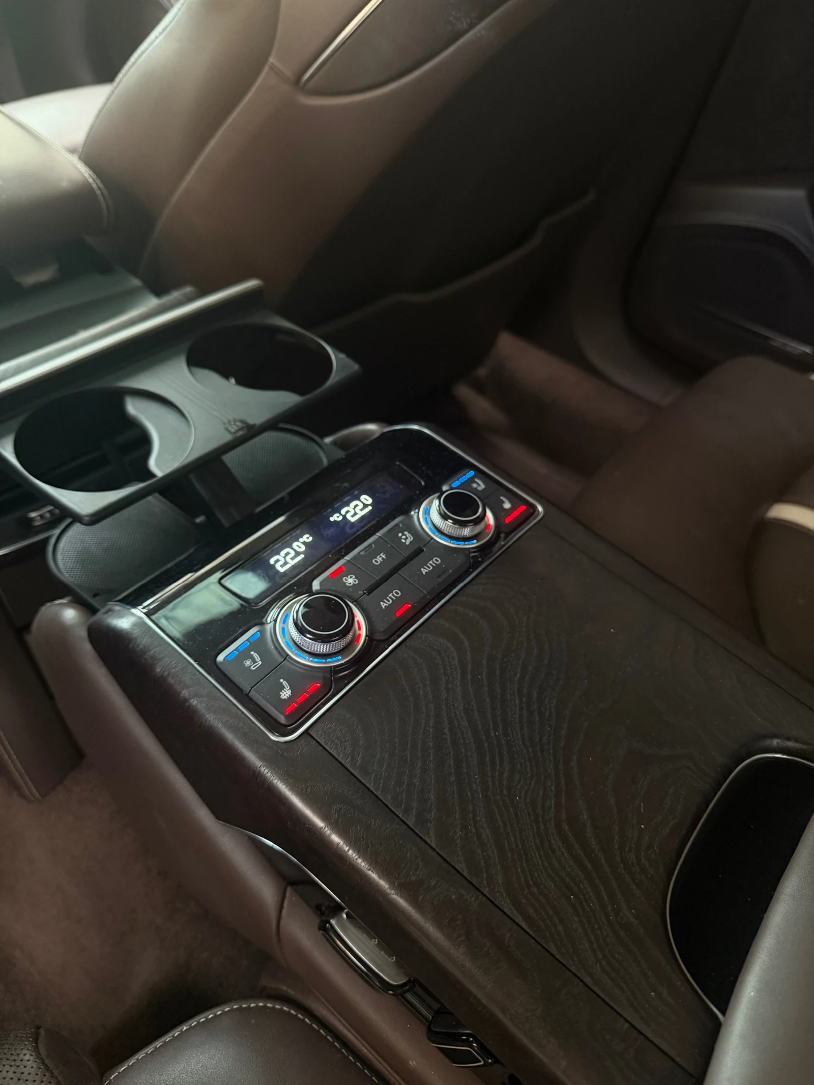 Audi A8 S8 4.0 MATRIX FULL, снимка 17 - Автомобили и джипове - 55528646