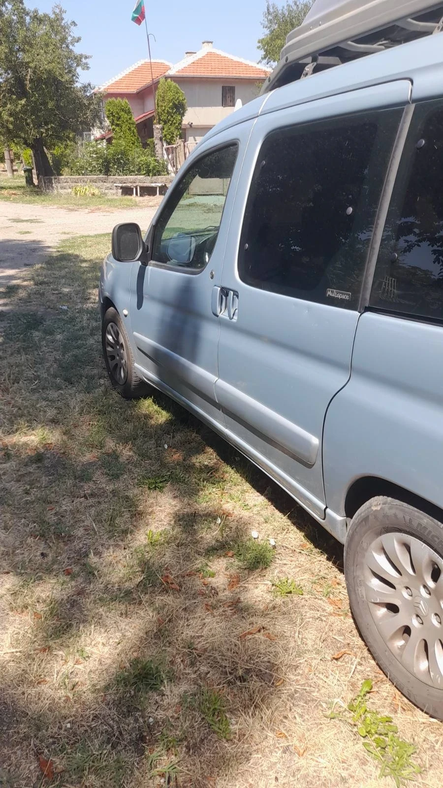 Citroen Berlingo 1.6 HDI - 90 к.с., снимка 5 - Автомобили и джипове - 55605855