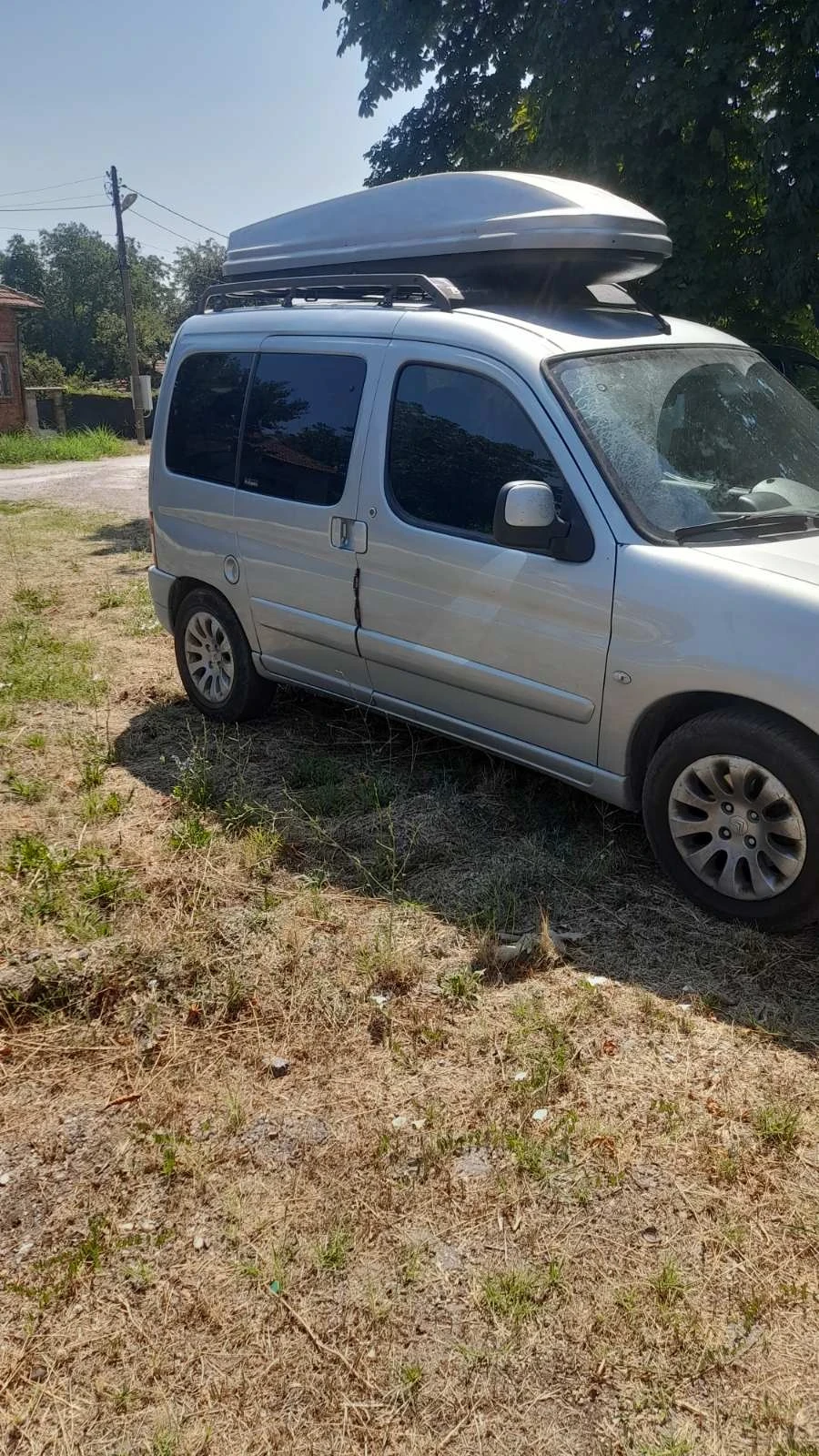 Citroen Berlingo 1.6 HDI - 90 к.с., снимка 3 - Автомобили и джипове - 55605855