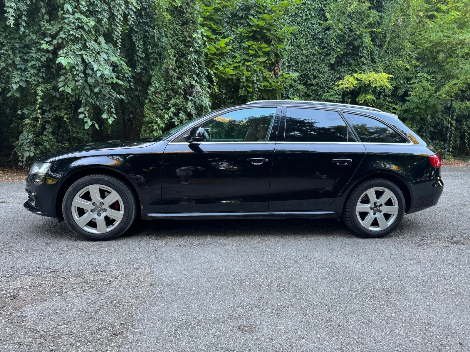 Audi A4 B8 2.0 TDI, снимка 3 - Автомобили и джипове - 55683451