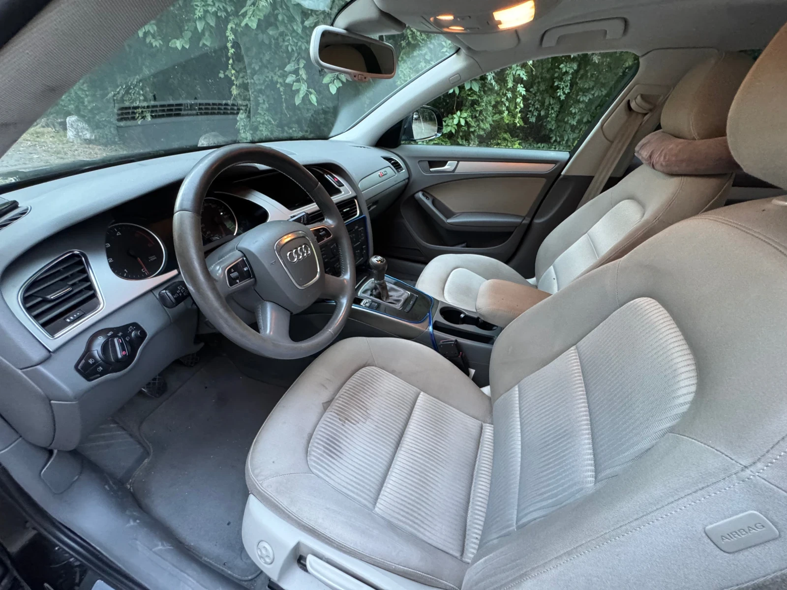 Audi A4 B8 2.0 TDI, снимка 10 - Автомобили и джипове - 55683451