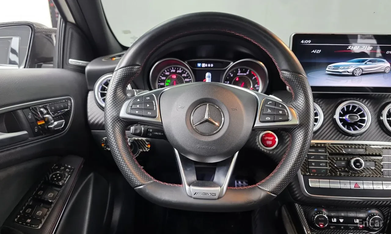 Mercedes-Benz A45 AMG Full extras* Цена до България, снимка 6 - Автомобили и джипове - 55951443