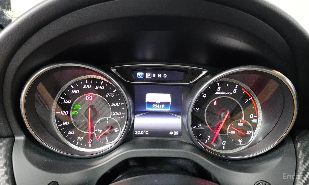 Mercedes-Benz A45 AMG Full extras* Цена до България, снимка 7 - Автомобили и джипове - 55951443