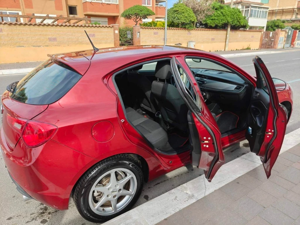 Alfa Romeo Giulietta, снимка 6 - Автомобили и джипове - 56039293
