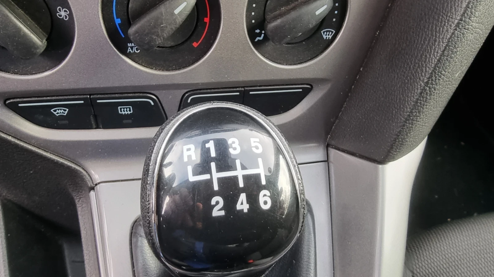 Ford Focus, снимка 12 - Автомобили и джипове - 56106453