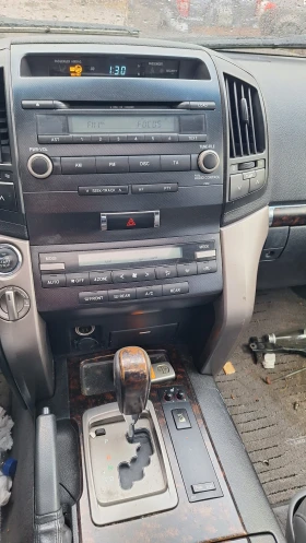 Toyota Land cruiser 200 - 10900 € / 21318.55 лв. - 31012219 6