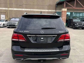 Mercedes-Benz GLE 350 d * CARFAX * ОПЦИЯ ЗА ФИНАНСИРАНЕ | Auto.bg — изображение 4