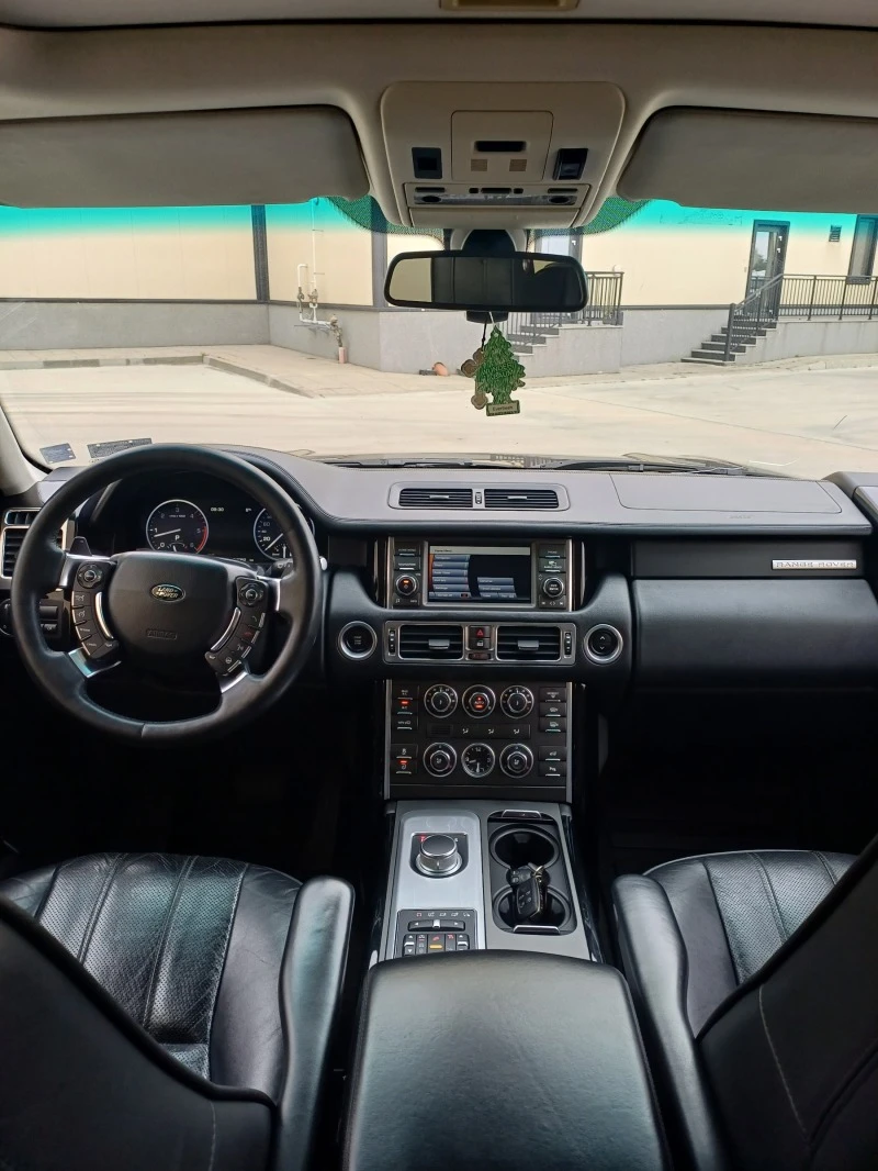 Land Rover Range rover Vogue 4.4 TDV8, снимка 5 - Автомобили и джипове - 47402432