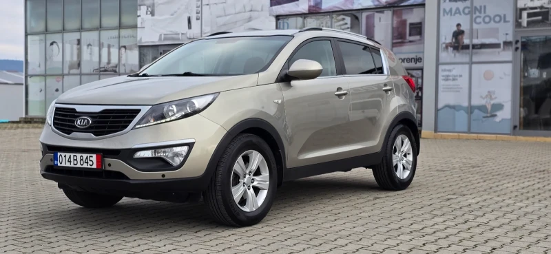 Kia Sportage 2.0 163hp, снимка 3 - Автомобили и джипове - 48337412