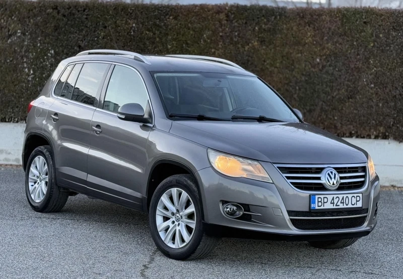 VW Tiguan 2, 0Tdi 4x4 Italy, снимка 1 - Автомобили и джипове - 48370734