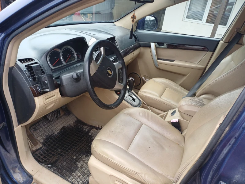 Chevrolet Captiva 2.0D 150к.с., снимка 9 - Автомобили и джипове - 52379321