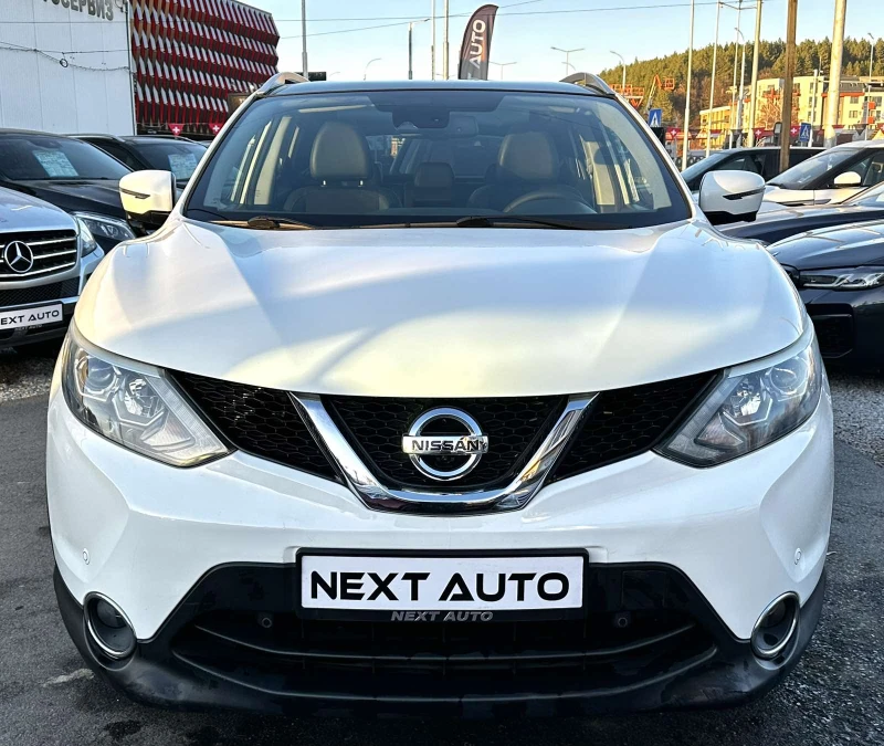 Nissan Qashqai 1.5D 110HP 360'CAM PANO LANE ASSIST KEYLESS, снимка 2 - Автомобили и джипове - 52804434