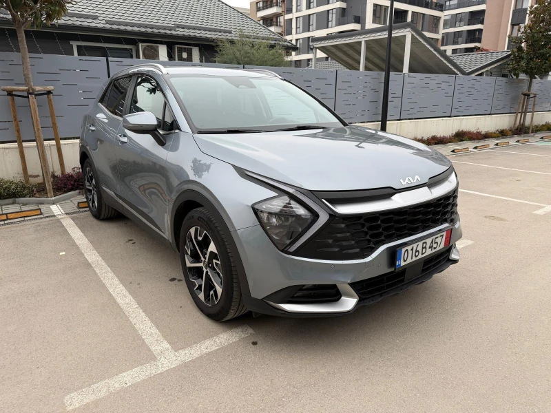 Kia Sportage 1.6CRDI, снимка 3 - Автомобили и джипове - 53585568