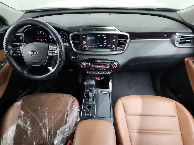 Kia Sorento 2.2 2WD, снимка 7 - Автомобили и джипове - 56360520
