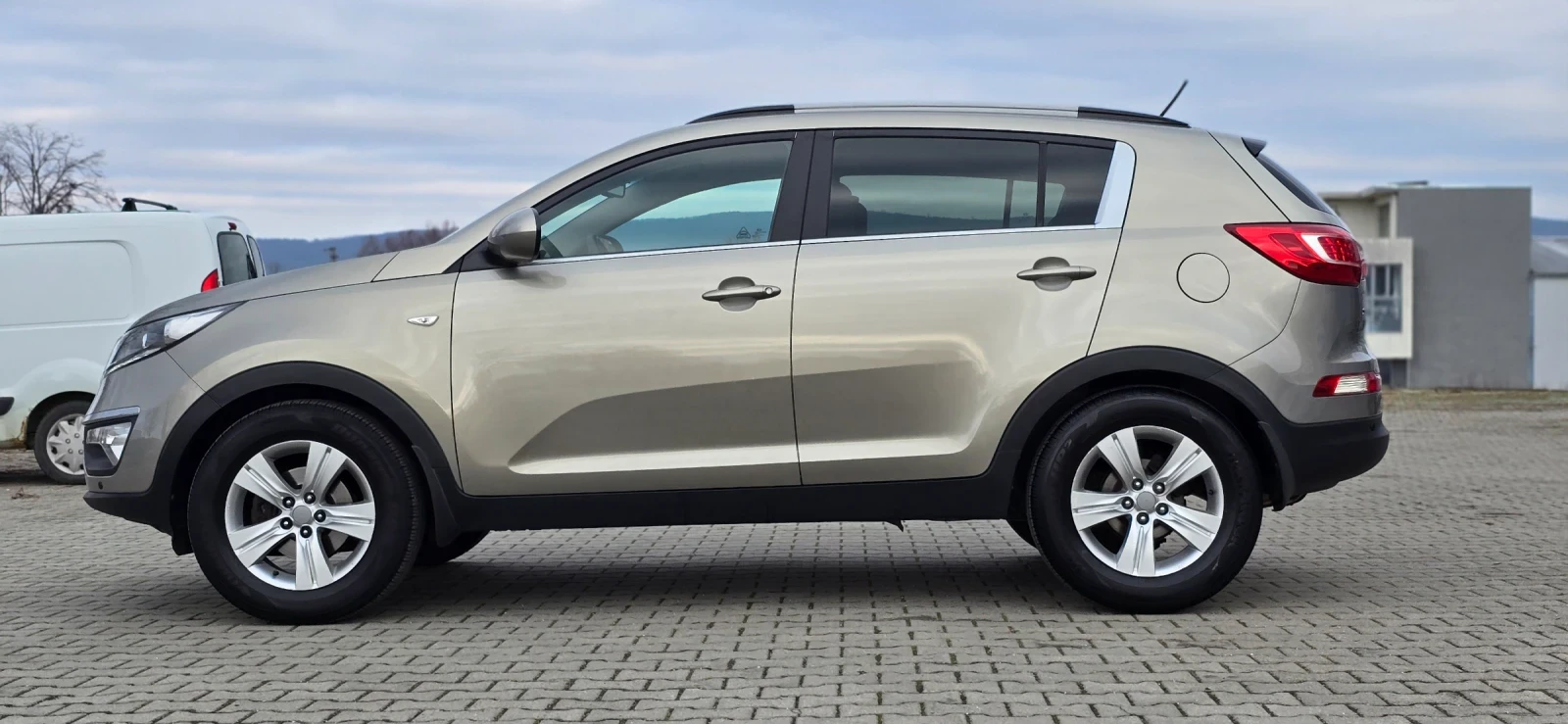 Kia Sportage 2.0 163hp - изображение 4