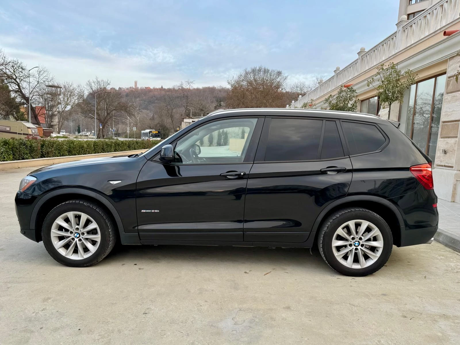 BMW X3 2.8I Panorama/Keyless - изображение 5