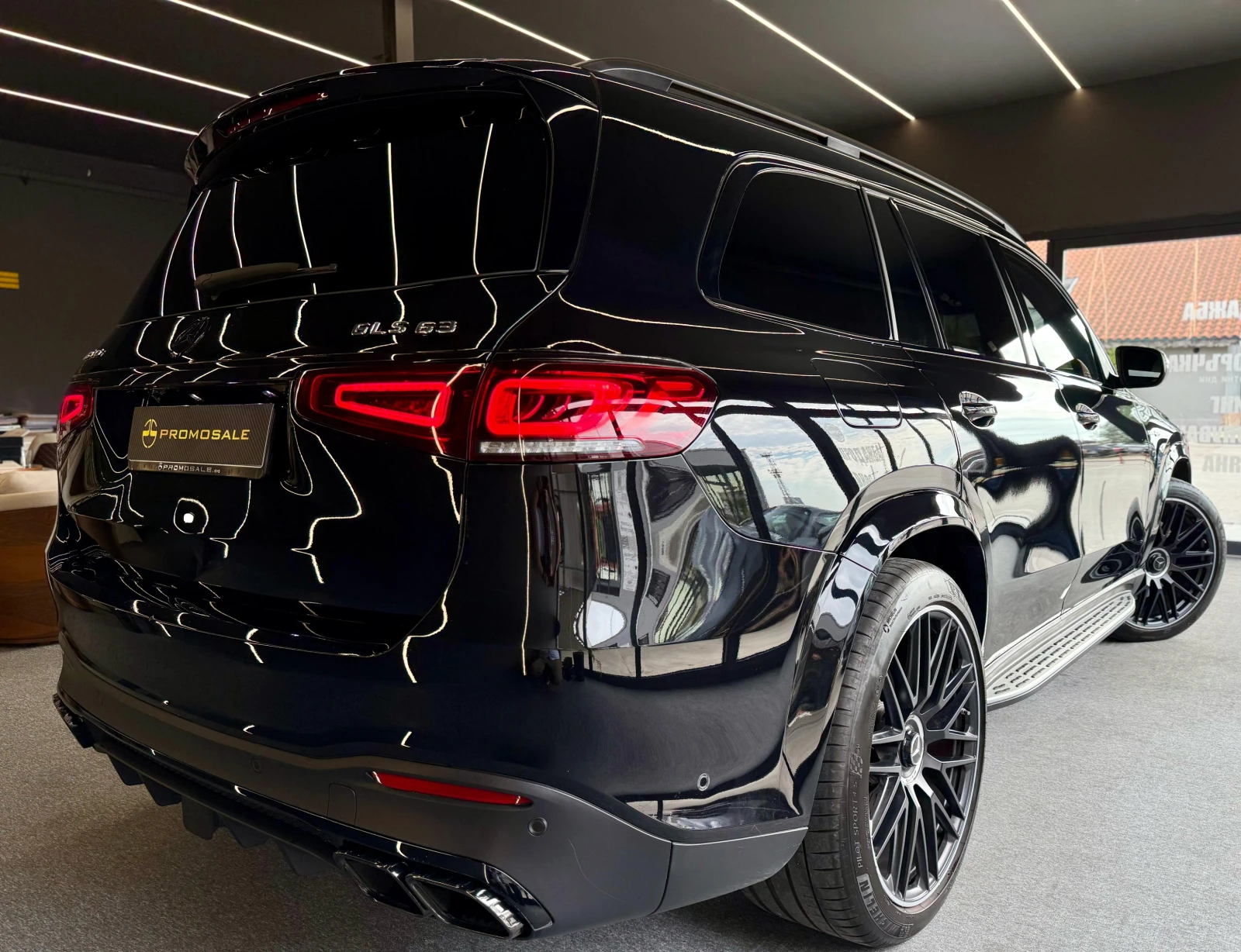 Mercedes-Benz GLS 63 AMG Distronic* Лизинг* Burmester* Обдухване* 7- Местен - изображение 6