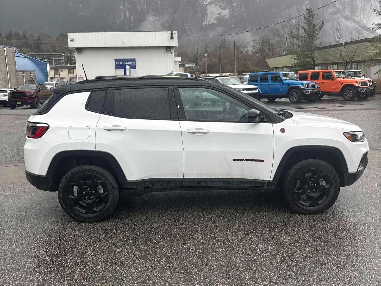 Jeep Compass * Trailhawk * CARFAX * KEYLESS * PANO | Mobile.bg � ����������� 3