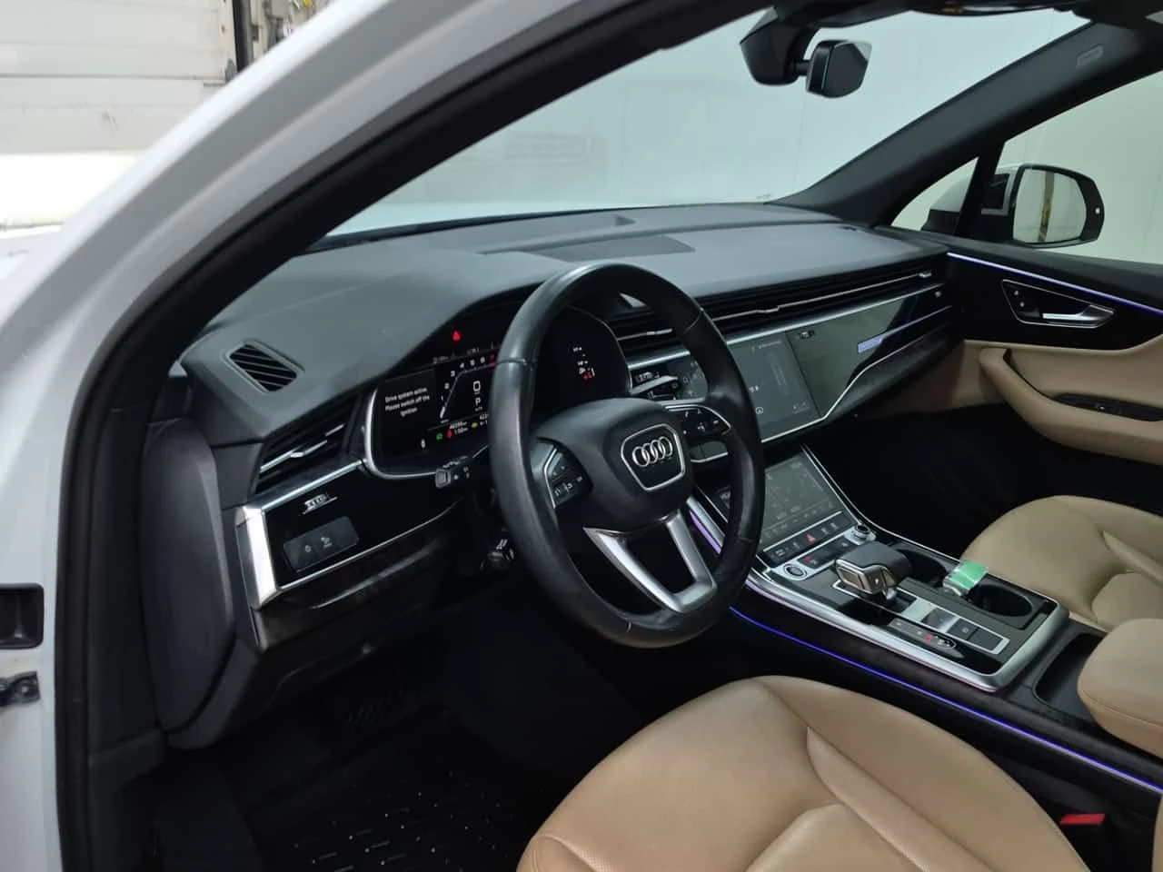 Audi Q7   PROGRESSIV | 360 | ОБДУХВАНЕ | CARFAX - изображение 9