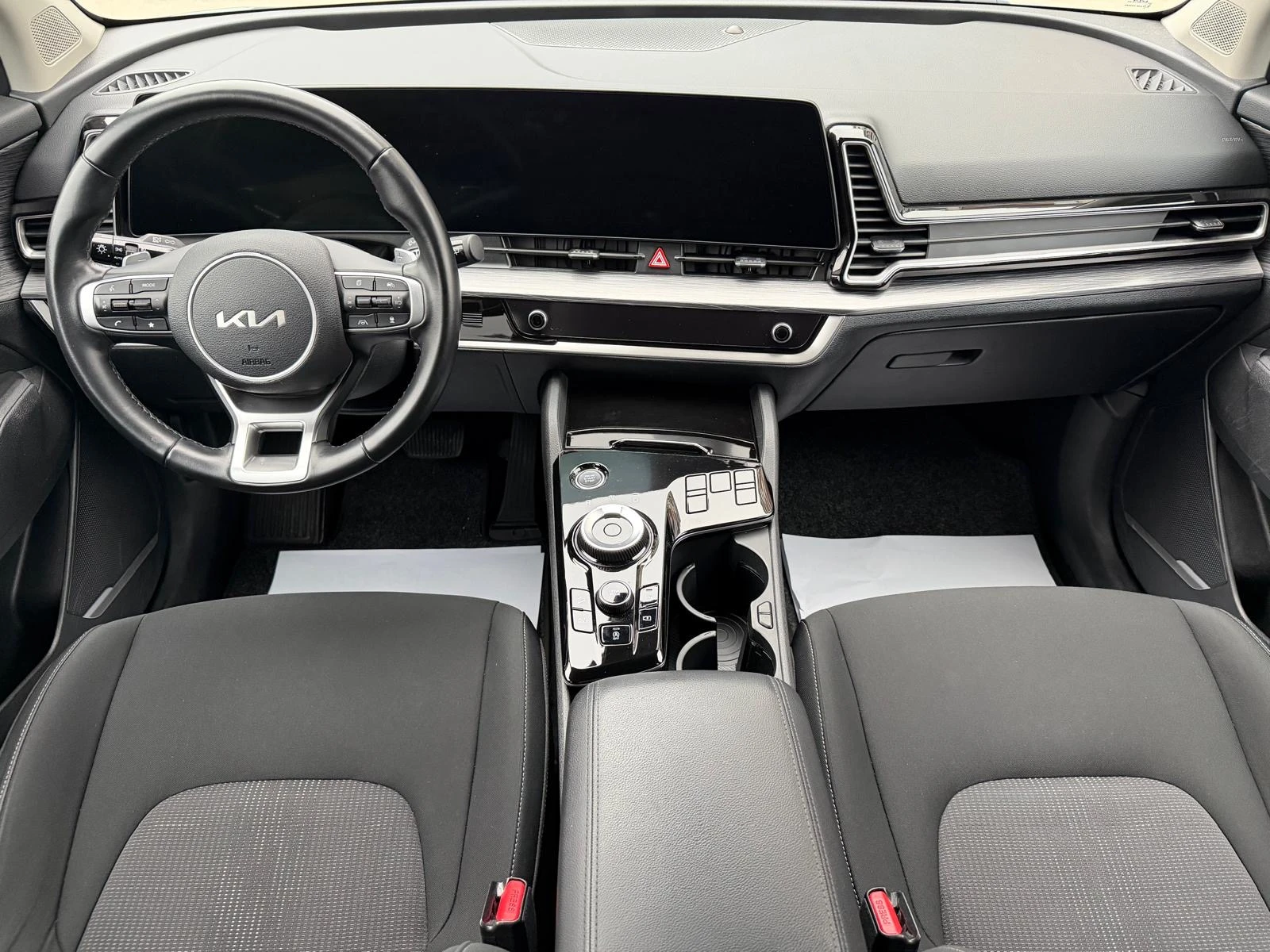 Kia Sportage 1.6CRDI, снимка 12 - Автомобили и джипове - 53585568