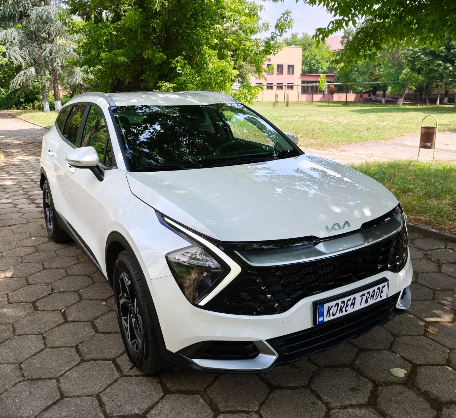 Kia Sportage 2.0 CRDI 4x4 , снимка 2 - Автомобили и джипове - 54066011