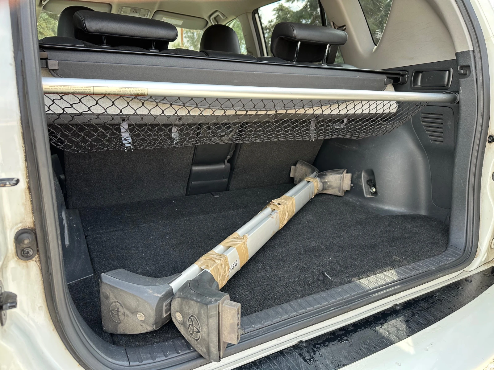 Toyota Rav4 2.2 D-4D * LUXURY* , снимка 14 - Автомобили и джипове - 54157333