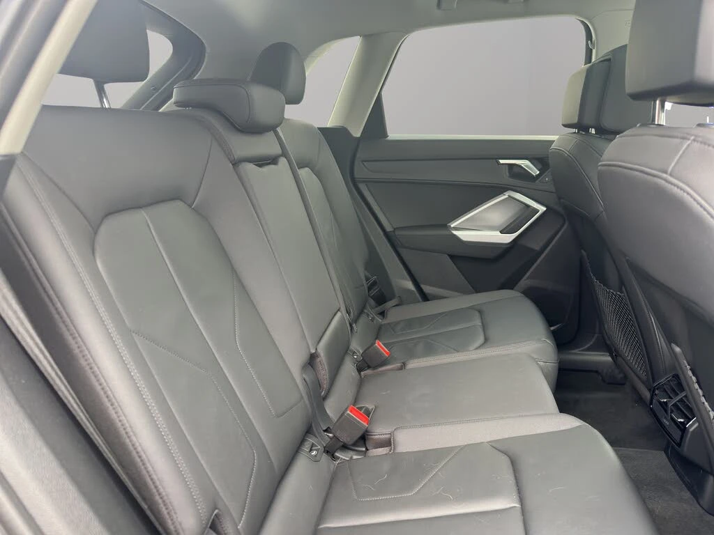 Audi Q3 quattro Premium 45 TFSI, снимка 17 - Автомобили и джипове - 54520858