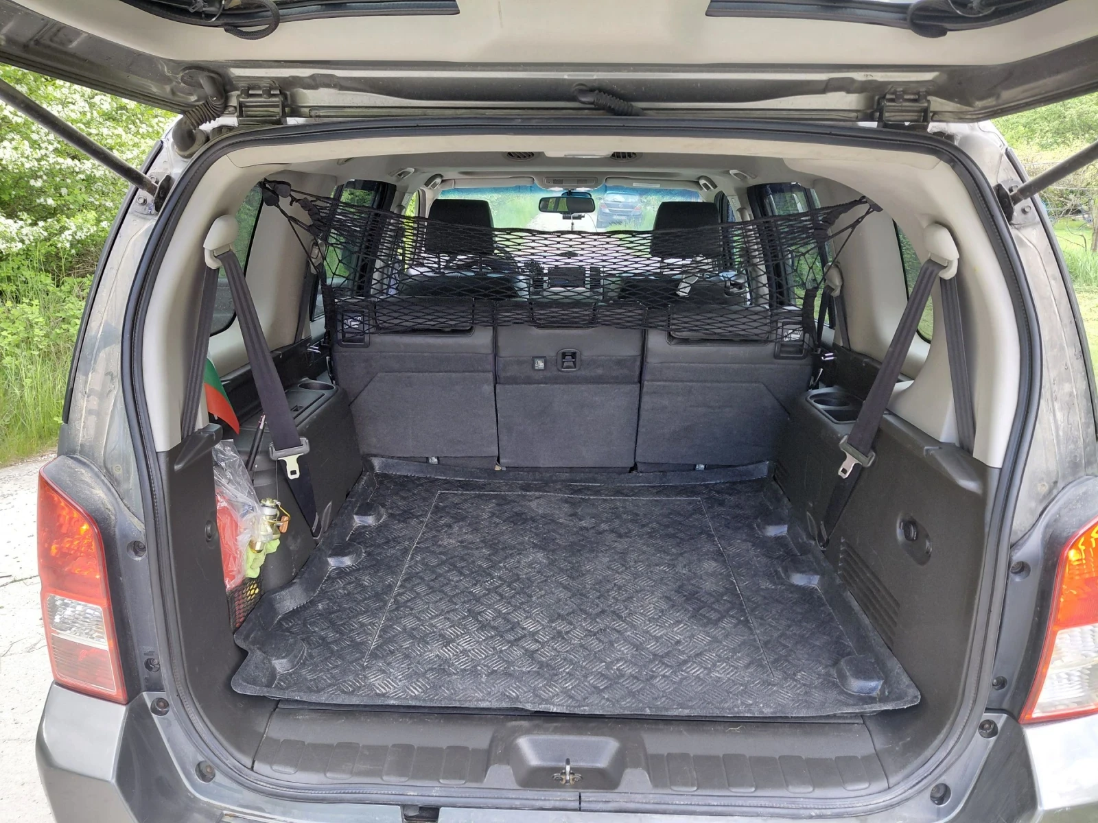 Nissan Pathfinder 2.5dCi, снимка 9 - Автомобили и джипове - 54683030
