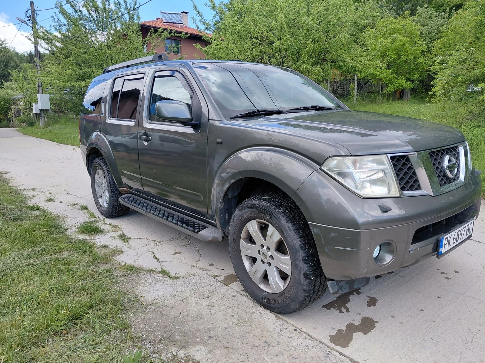Nissan Pathfinder 2.5dCi, снимка 4 - Автомобили и джипове - 54683030
