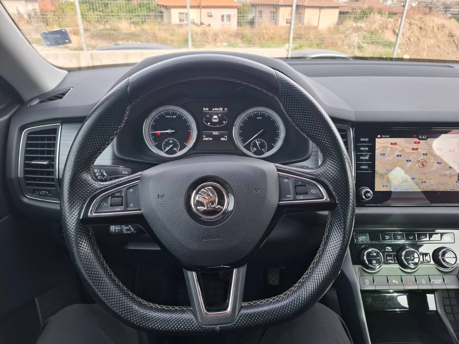 Skoda Kodiaq 4X4, снимка 9 - Автомобили и джипове - 55670320